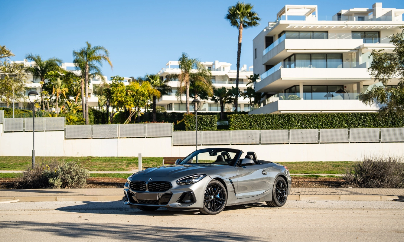 rent BMW Z4 Roadster rent BMW Z4 Roadster